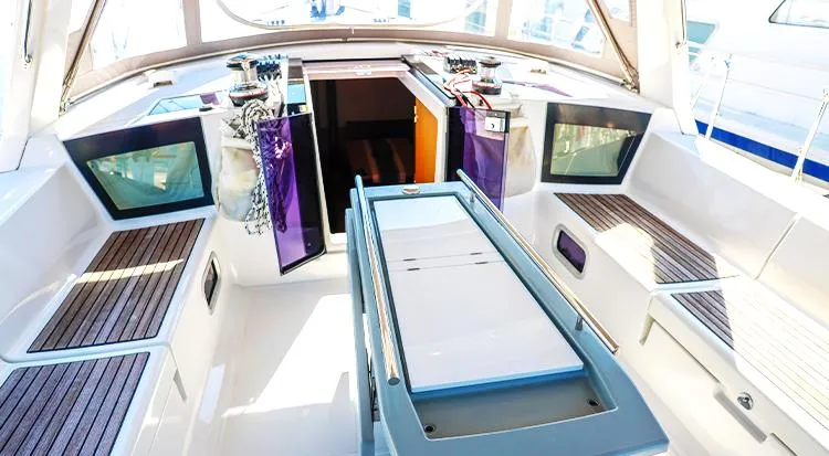 New Horizon Yacht Photos Pics 2018 Beneteau Oceanis 45 yacht cockpit with seating and modern design.