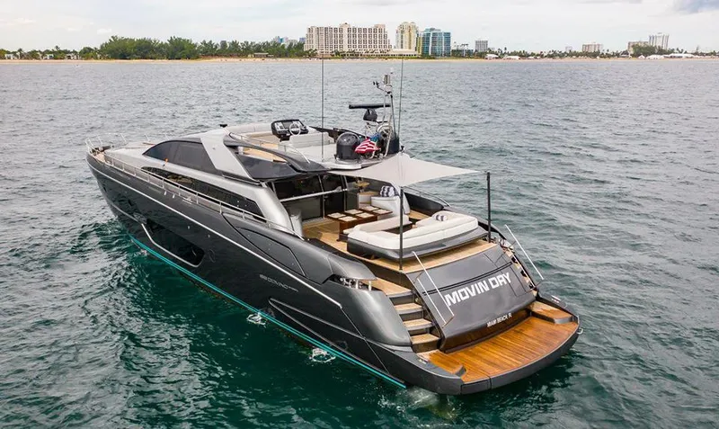 Movin Day Yacht Photos Pics 