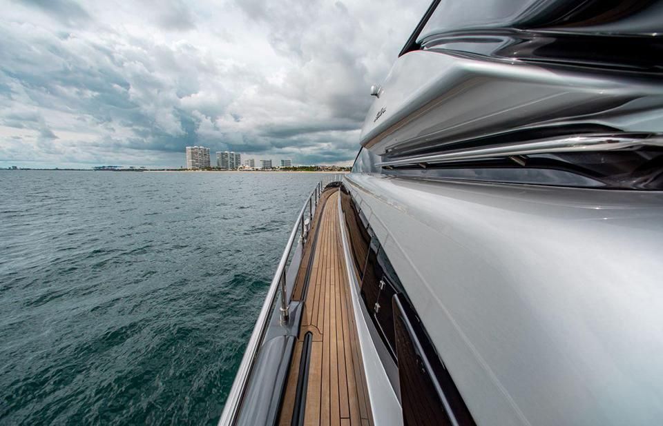 2017 Riva 88 