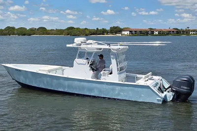 2012 Custom 33 Contender Center Console