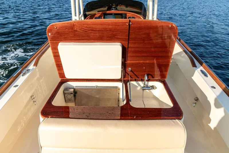 Cheetah Yacht Photos Pics 