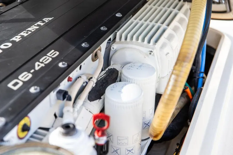 Cheetah Yacht Photos Pics 