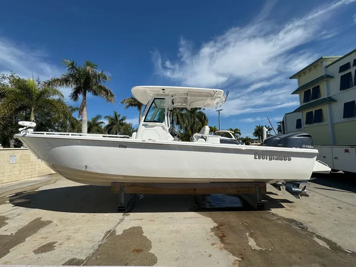  Yacht Photos Pics 2019-EVERGLADES-273-CC