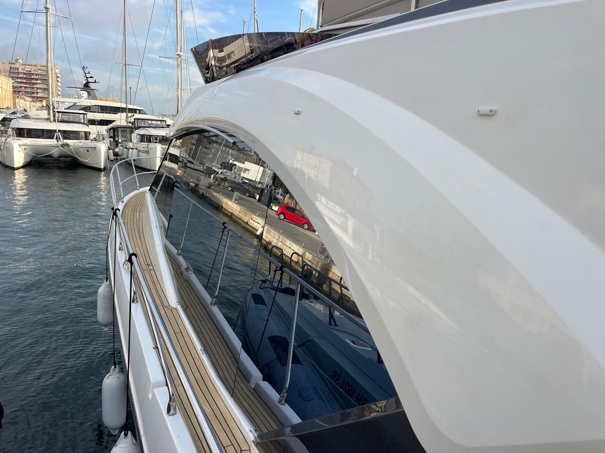 2022 Beneteau 53 