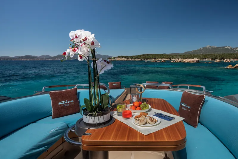 Dada Yacht Photos Pics 