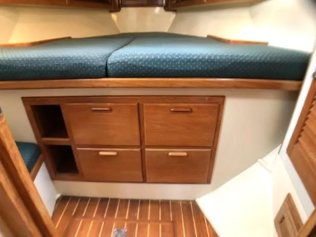  Yacht Photos Pics Below berth drawers