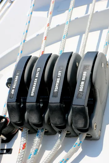 Hula Kia Yacht Photos Pics 