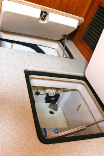 Hula Kia Yacht Photos Pics 