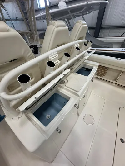 Trey Bella By The Ceci Yacht Photos Pics 