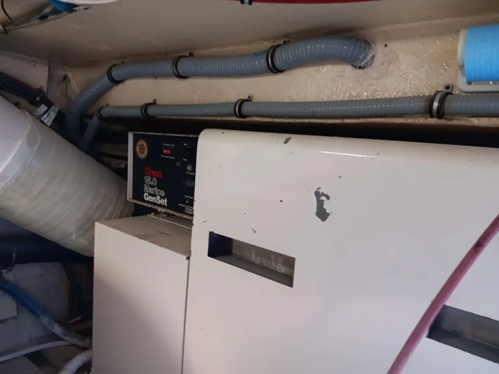 Hold Fast Yacht Photos Pics 