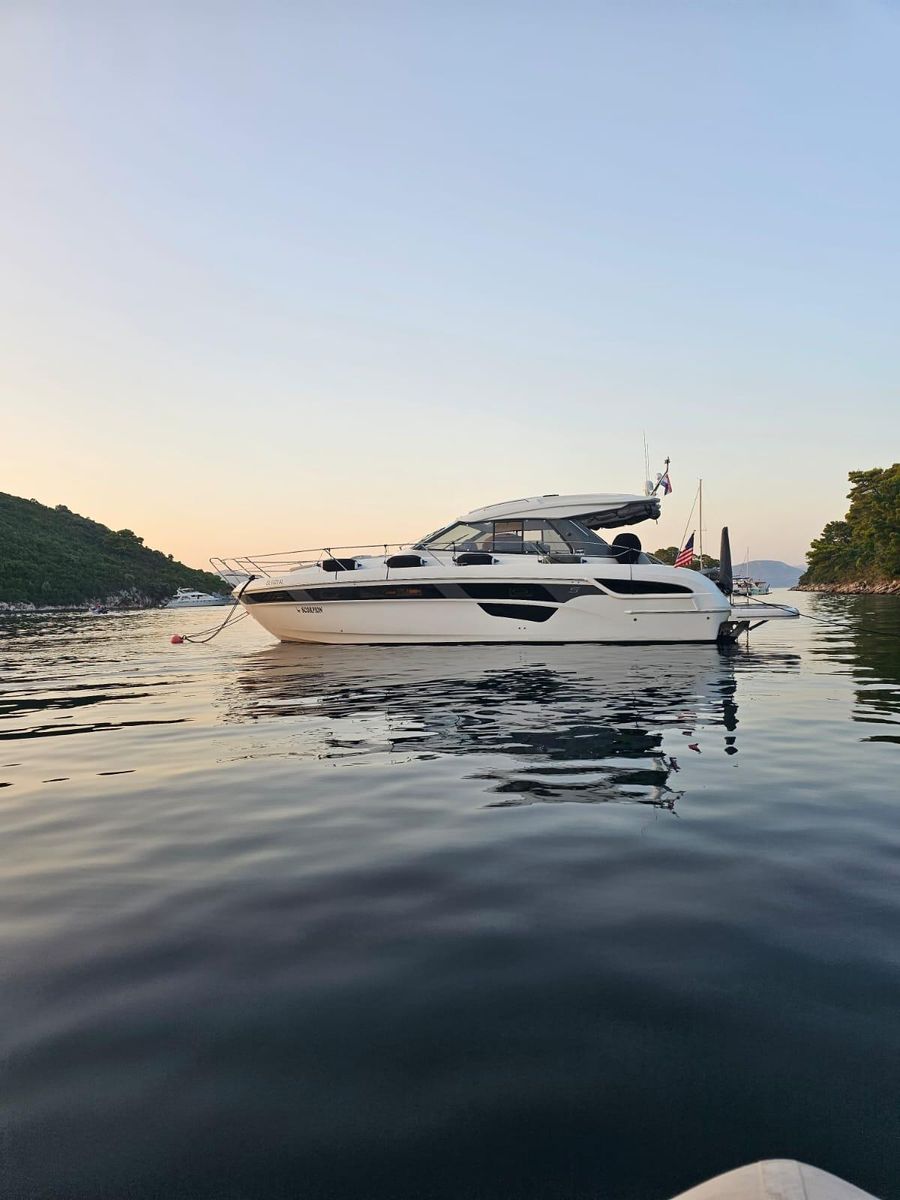 2018 Bavaria 48 