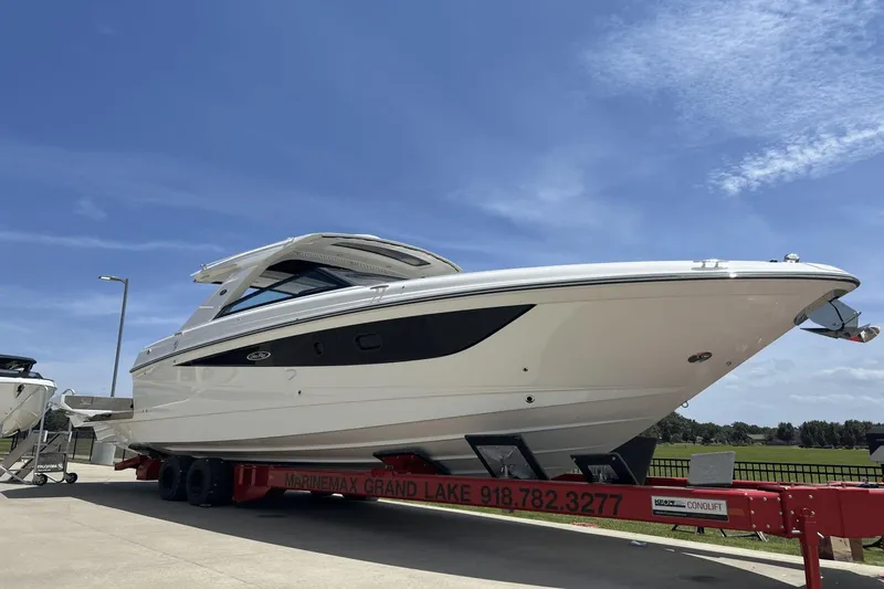 Slx 400 Yacht Photos Pics 