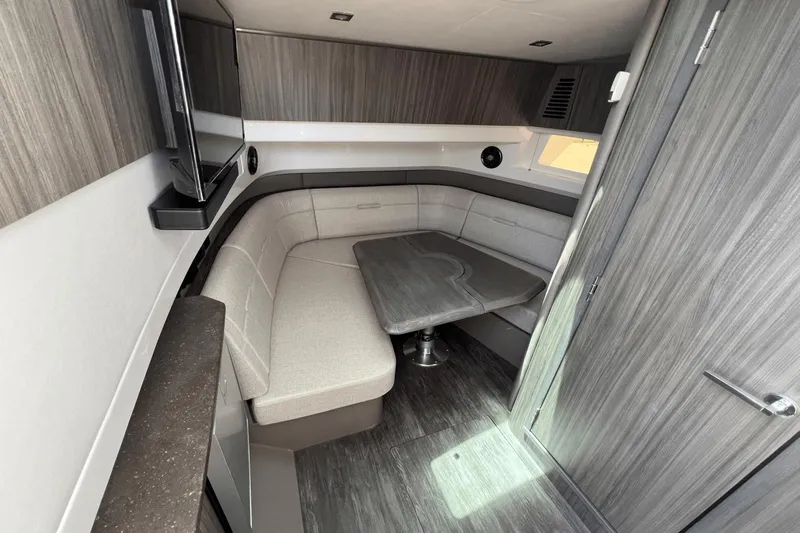 Slx 400 Yacht Photos Pics 