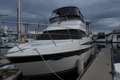 Carver 41 Cockpit Motor Yacht