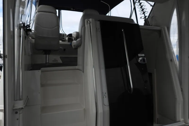  Yacht Photos Pics 2008 Carver 41 Cockpit Motor Yacht interior with seating and stairs.