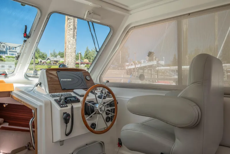 Sweet J Yacht Photos Pics 