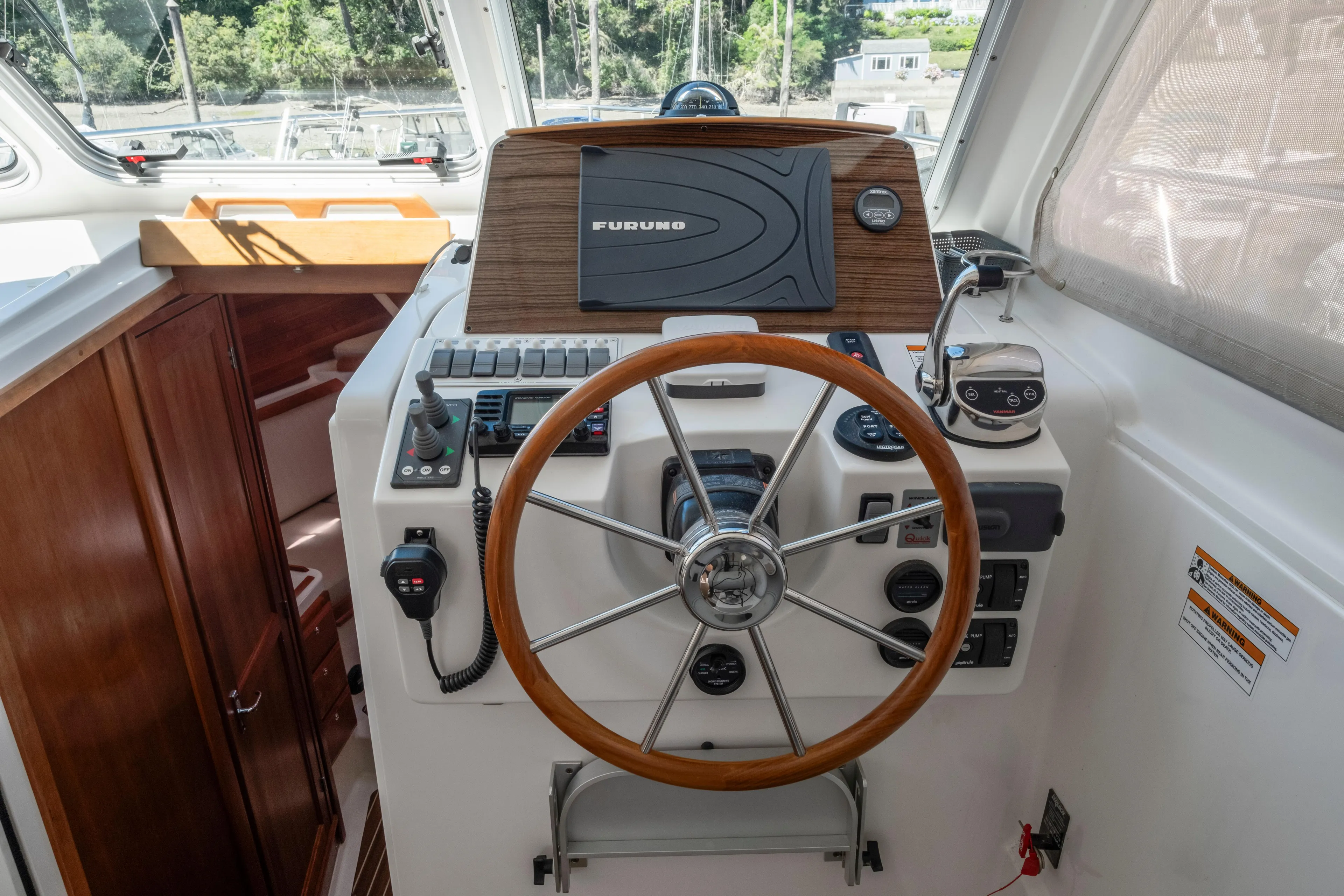 Sweet J Yacht Photos Pics 