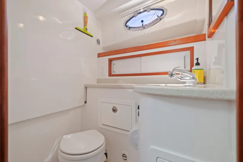 Sweet J Yacht Photos Pics 