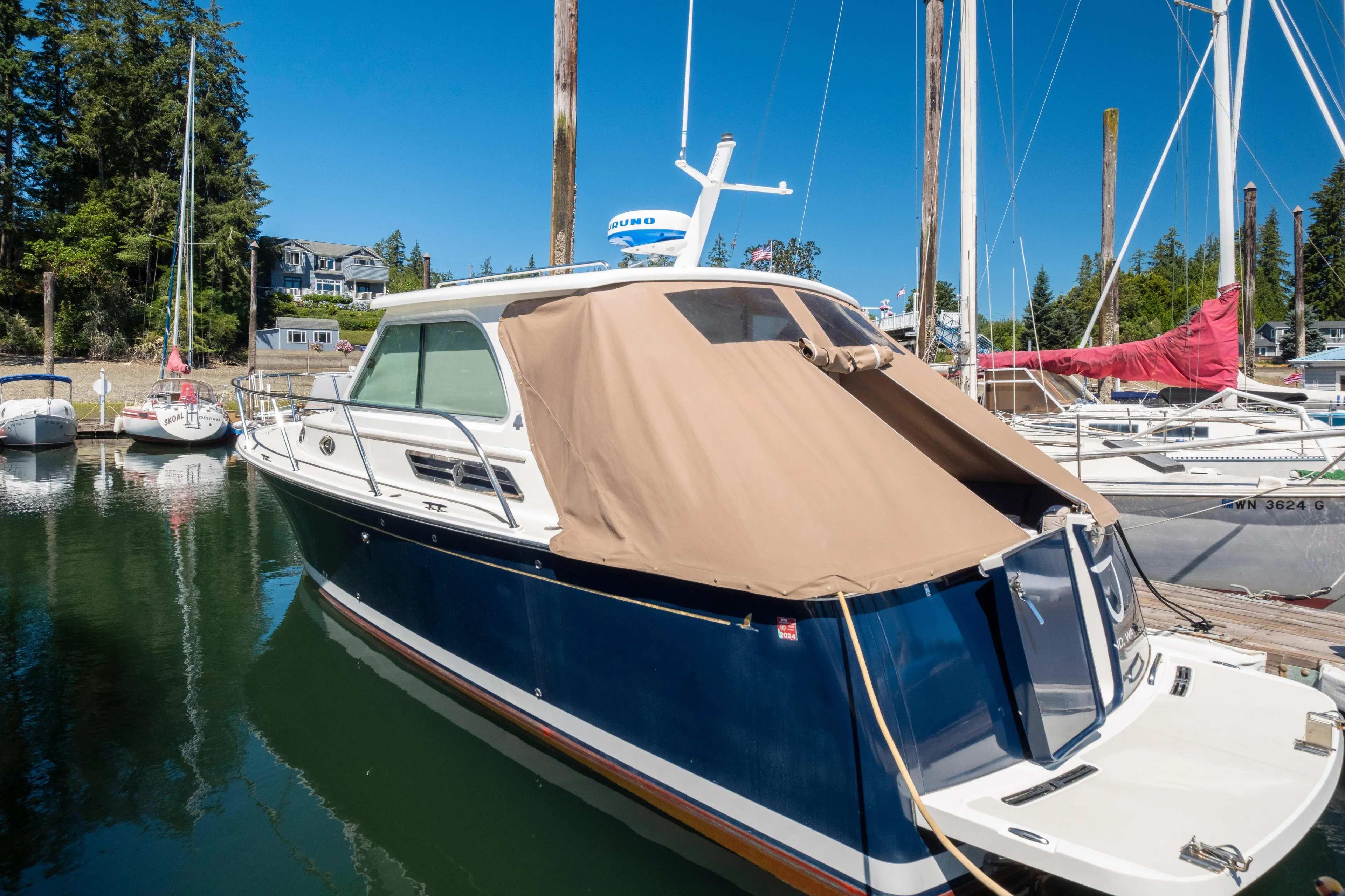 Sweet J Yacht Photos Pics Includes RIB dinghy and Weaver davit