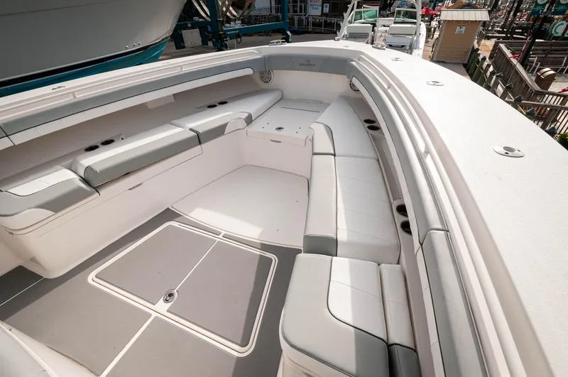 Steel Hook'n Yacht Photos Pics 