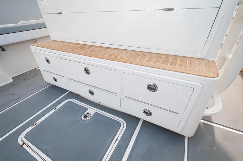 Steel Hook'n Yacht Photos Pics 