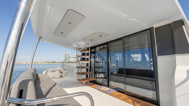 Au Natural Yacht Photos Pics Luxury 2023 Fountaine Pajot MY 6 yacht interior with modern design and ocean view.