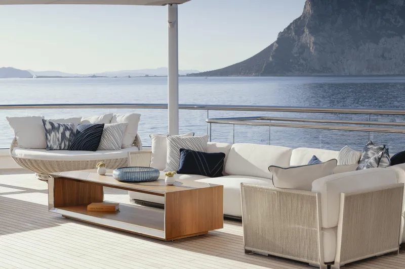 H3 Yacht Photos Pics 