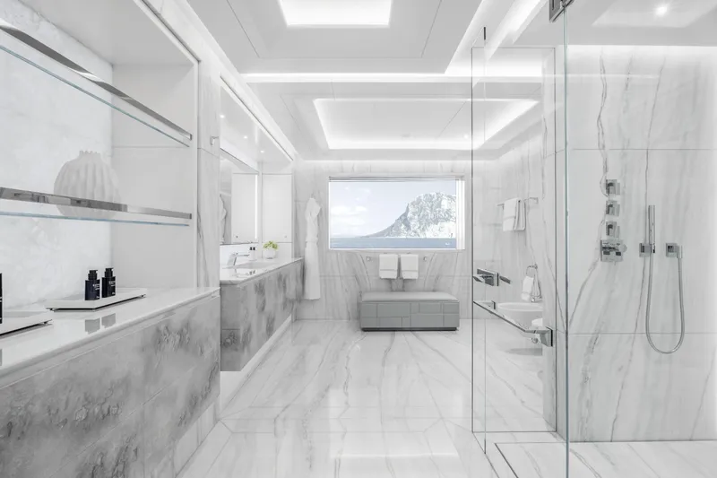 H3 Yacht Photos Pics 