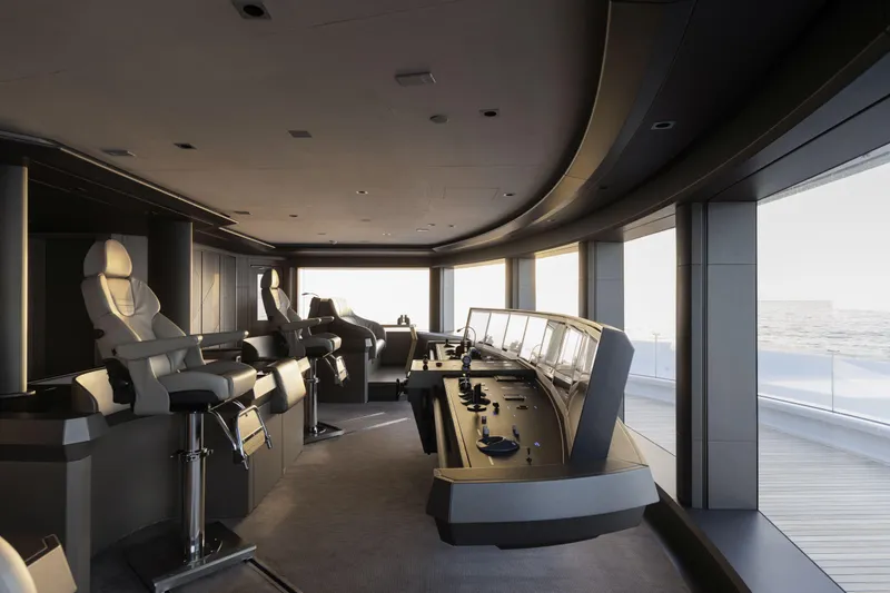 H3 Yacht Photos Pics 