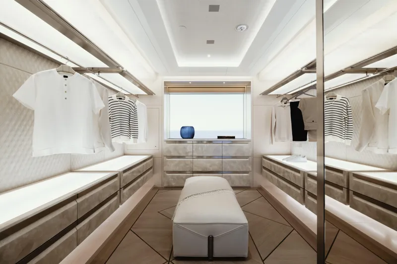 H3 Yacht Photos Pics 