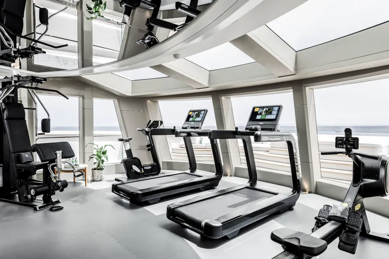 H3 Yacht Photos Pics 