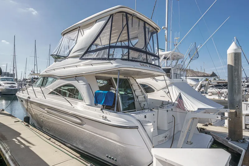 Sea Horse Yacht Photos Pics 