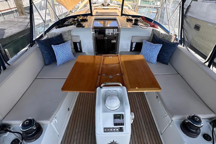2019 Jeanneau 49 