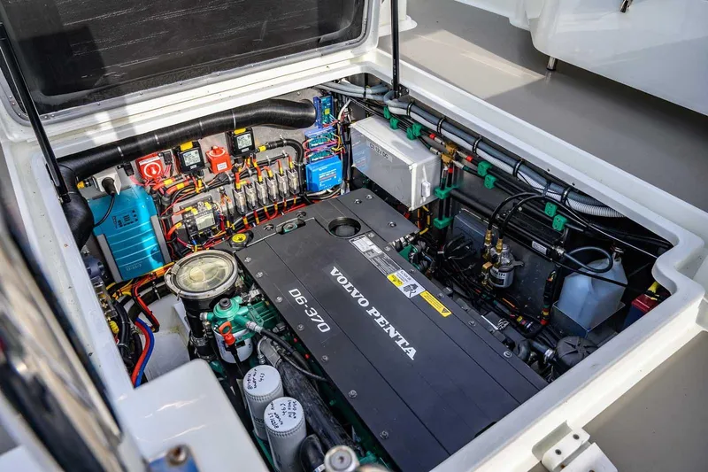  Yacht Photos Pics Engine compartment of 2019 Targa 27.2 with Volvo Penta D6-370 engine.