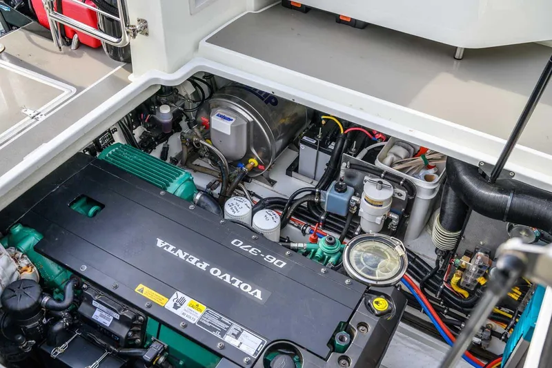  Yacht Photos Pics Engine compartment of 2019 Targa 27.2 boat featuring Volvo Penta D6-370 engine.