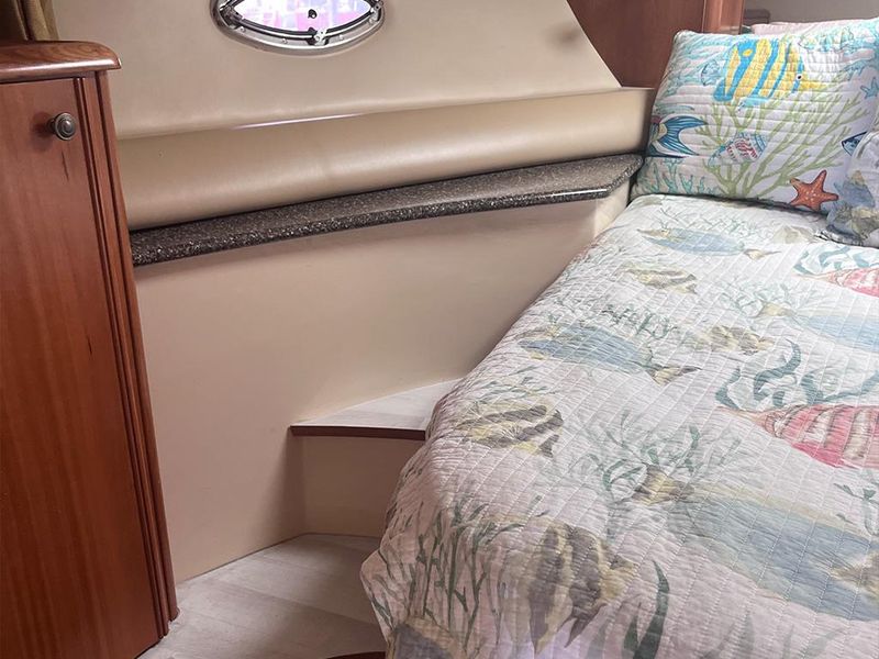 2004 Meridian 459 Motor Yacht