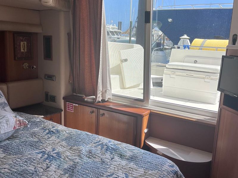 2004 Meridian 459 Motor Yacht