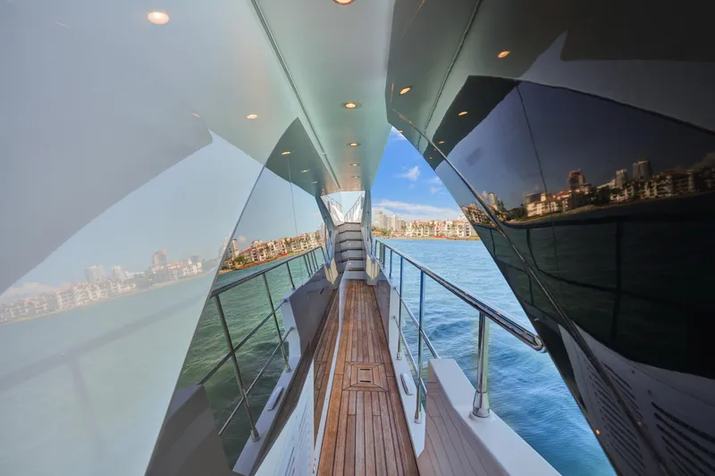 Enchante Yacht Photos Pics Starboard Side Exterior Main Deck