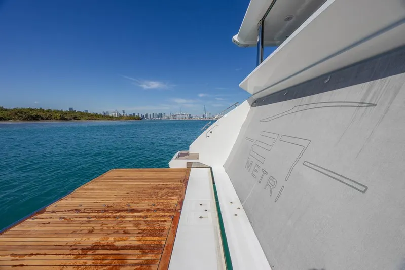 Enchante Yacht Photos Pics Open Garage Door / Swim Platform