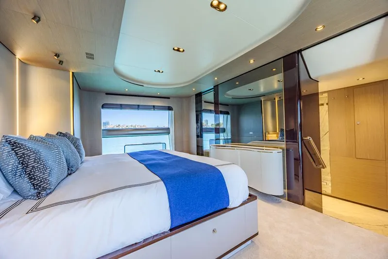 Enchante Yacht Photos Pics On-Deck Full Beam Master Stateroom