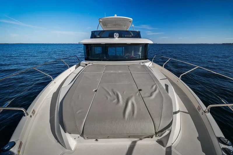 T'nt' IV Yacht Photos Pics 2025 Absolute 48 Navetta - Foredeck