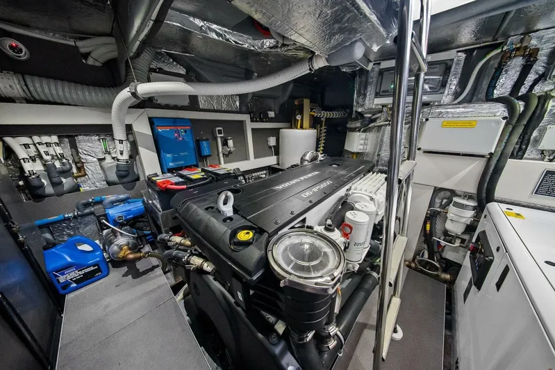 T'nt' IV Yacht Photos Pics 2025 Absolute 48 Navetta - Engine Room