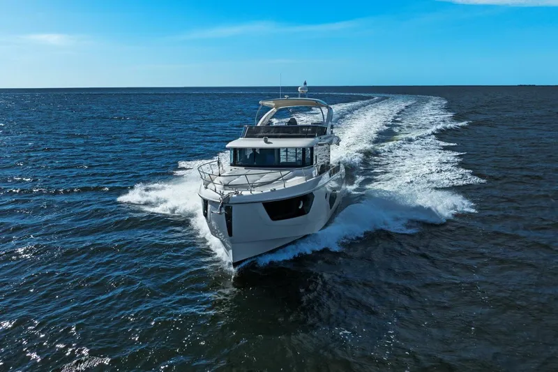 T'nt' IV Yacht Photos Pics 2025 Absolute 48 Navetta - Profile