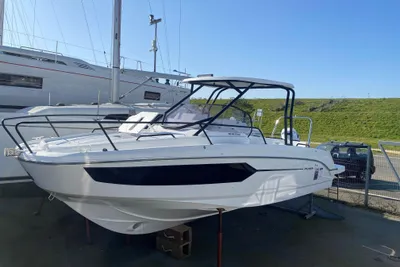 2024 Beneteau FLYER 8 SUNDECK V2
