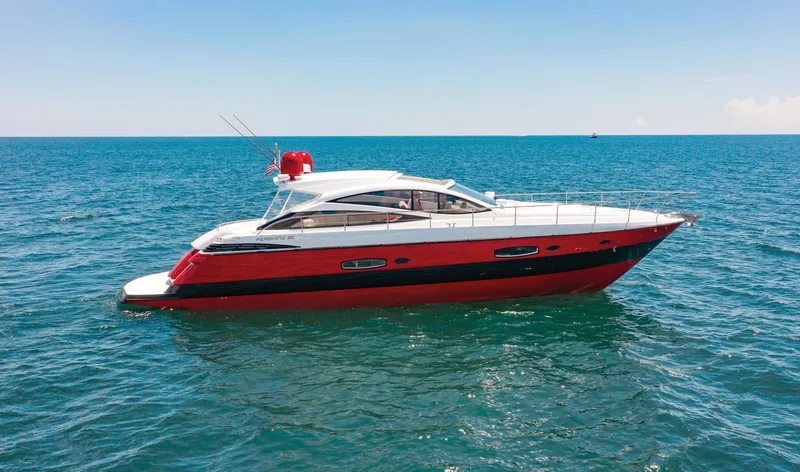 Drop Out Yacht Photos Pics 