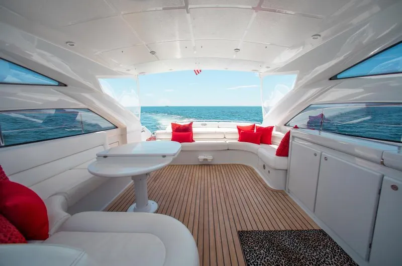 Drop Out Yacht Photos Pics 