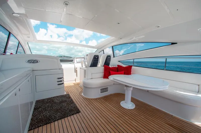 Drop Out Yacht Photos Pics 