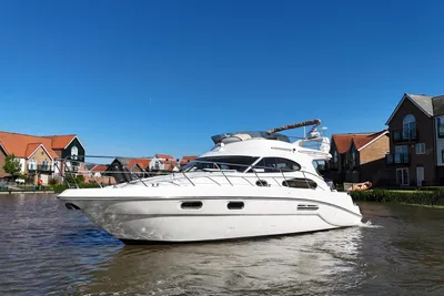 2008 Sealine F37