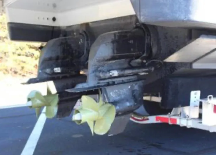  Yacht Photos Pics 2020 Formula 350 Sun Sport boat propellers and stern drive detail.