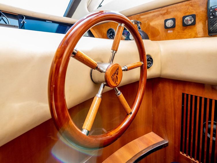 2000-70-azimut-70-sea-jet